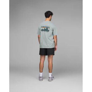 Patagonia Men's 73 Skyline Organic T-Shirt, Size Medium